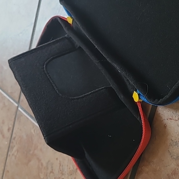 Nintendo Switch Mario Case! - Picture 4 of 10